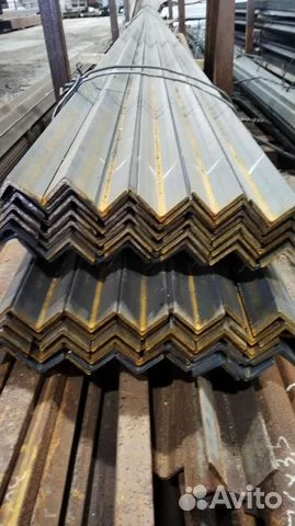 Уголок металлический